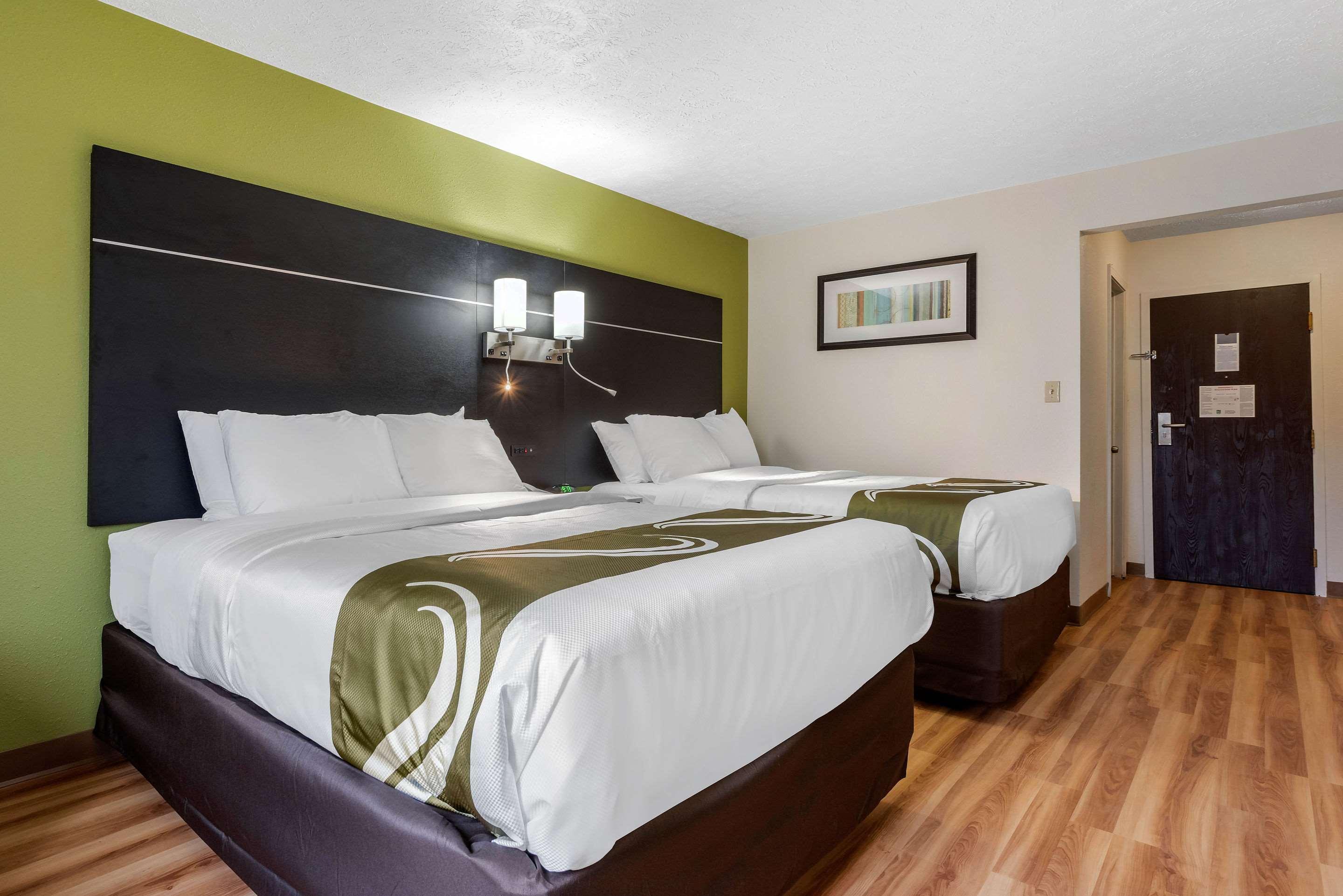 Quality Inn Coraopolis Eksteriør billede